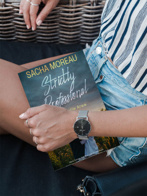 Book cover mockup 1